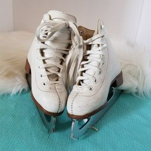 Riddell ice skates